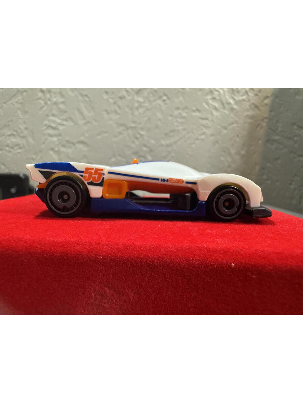 Hot Wheels White and Blue Racing Car Toy #55 Turbine Sublime
